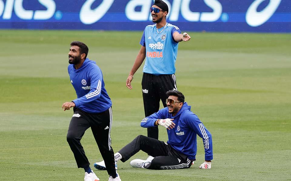 Irfan Pathan's T20I Dream Team: Ready to Roast Australia!