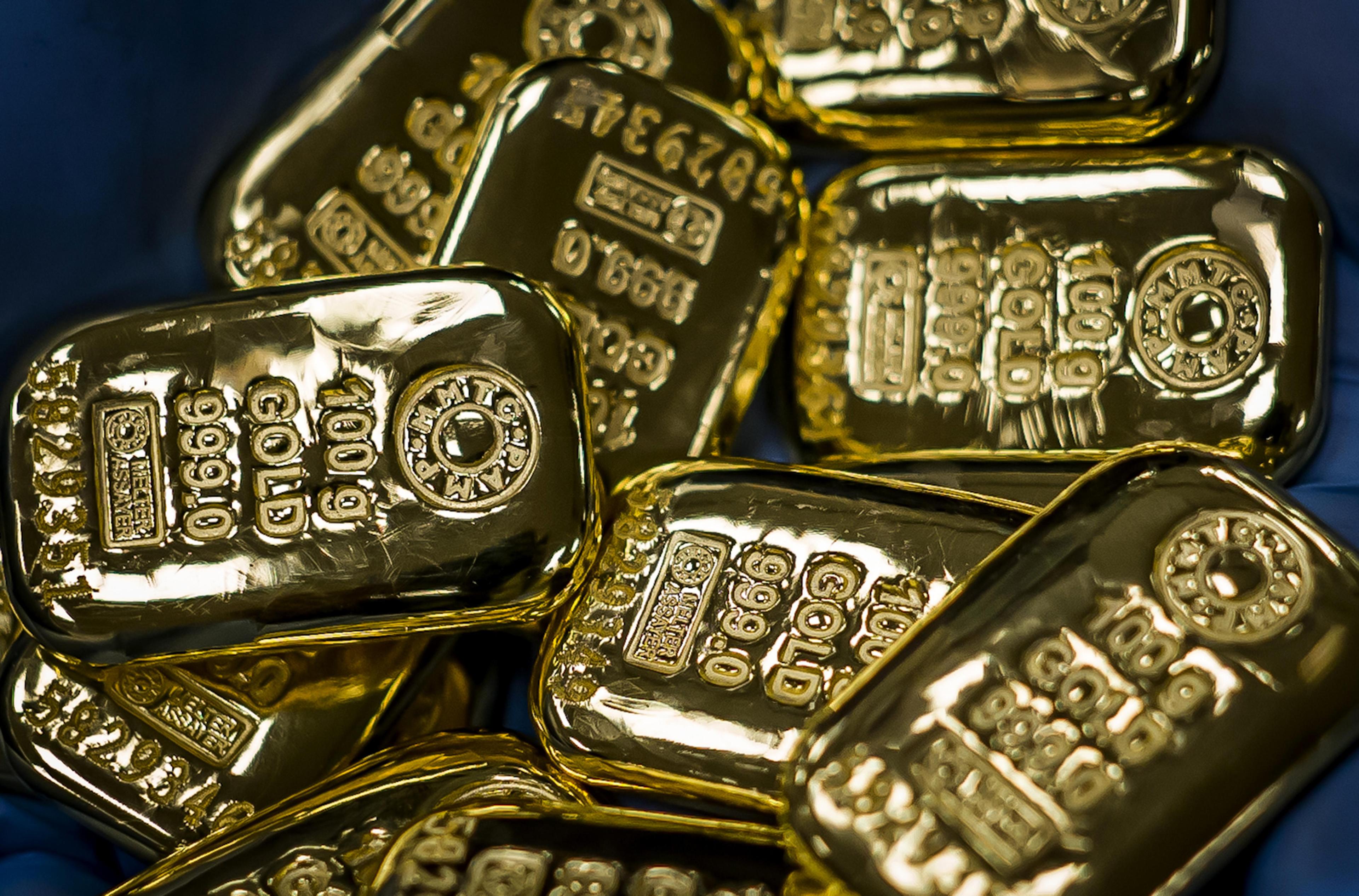 Sona ki chamak: $4,600 ka sapna, ETF ka jadoo!