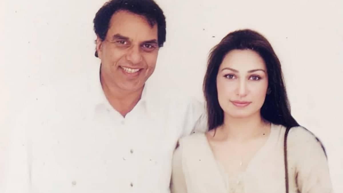 Dharmendra's Exit: Reema's 2004 Tribute, What a Legend!