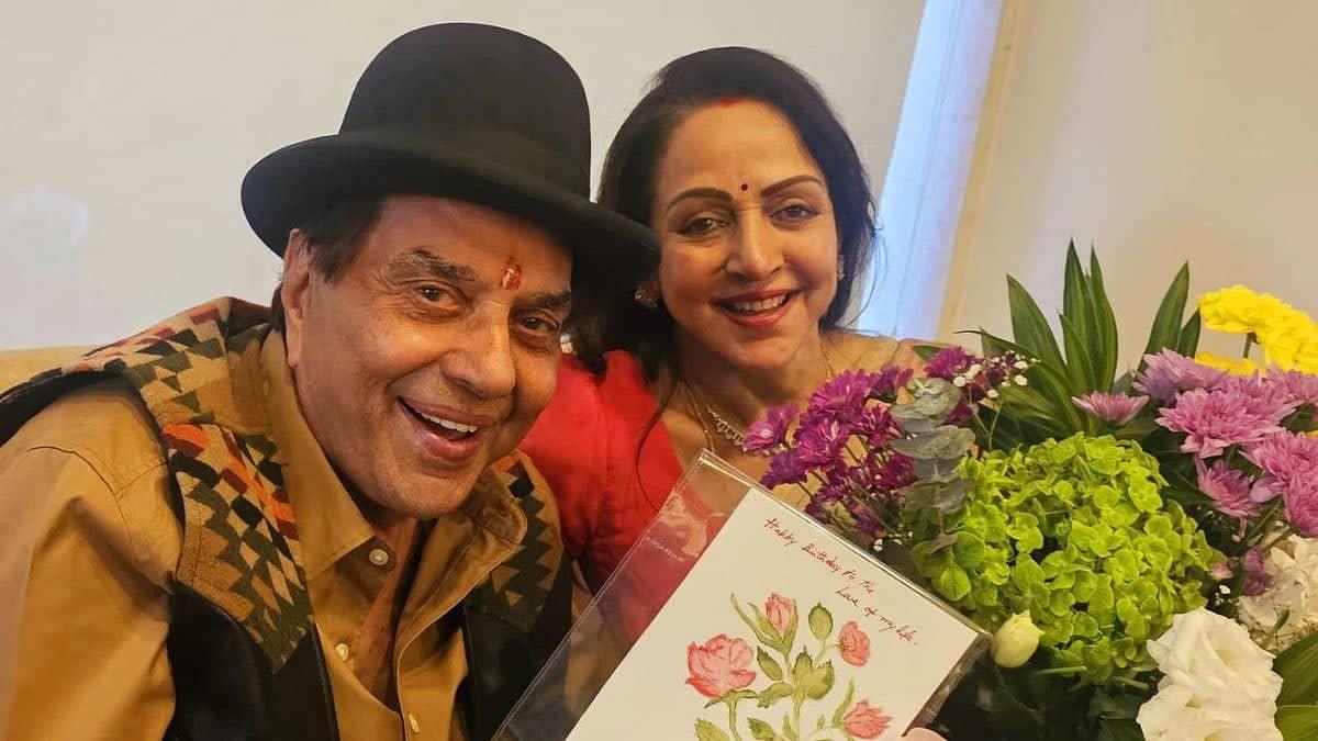 Dharmendra Ji's Farewell Bash, Celebs Roll Up Smoothly