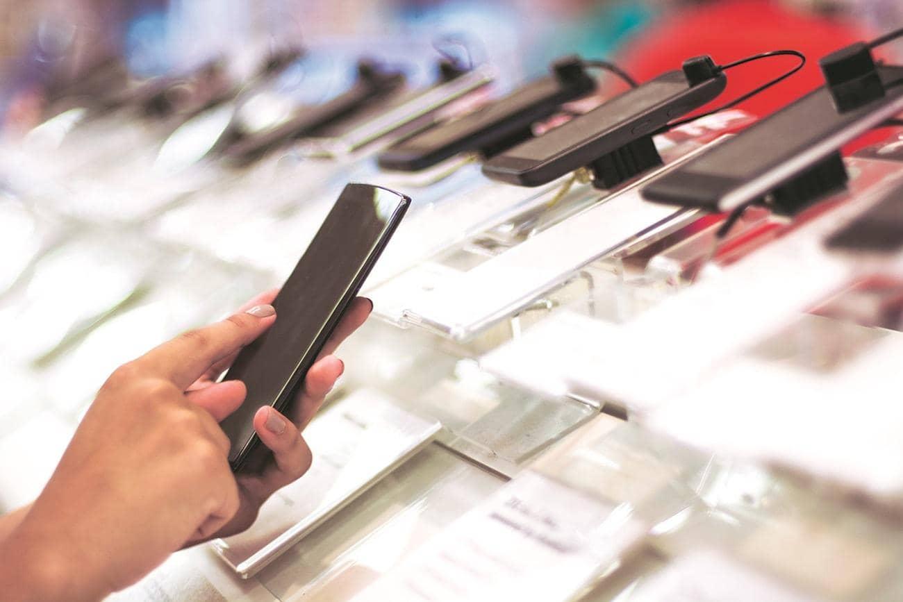 RBI stops phone locks, defaults soar like never before