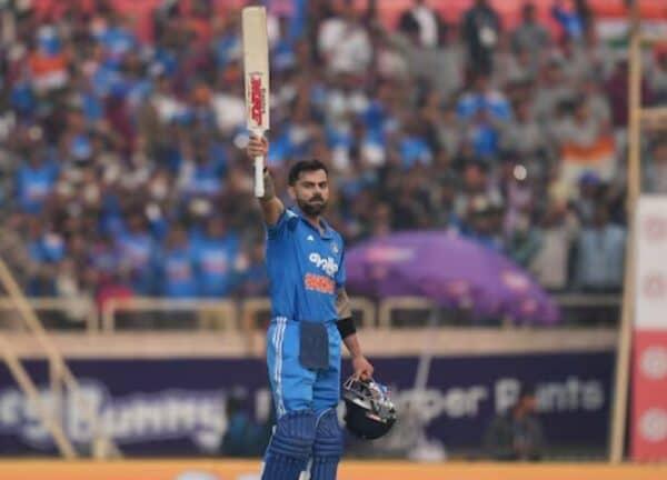 Kohli ne Ranchi mein 135 se sabko chaka chak kar diya
