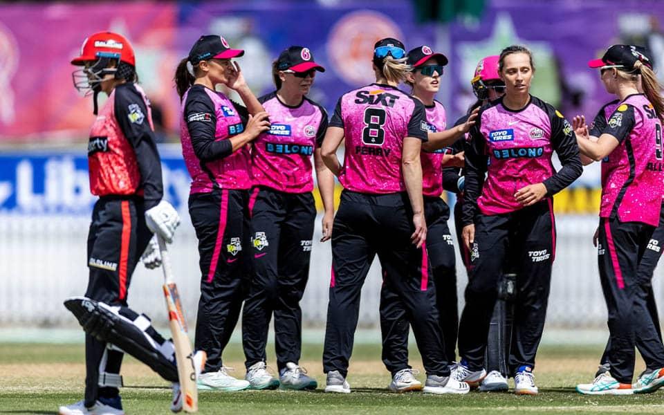 Junction Oval's Enchanted Duel: Renegades vs Sixers Today