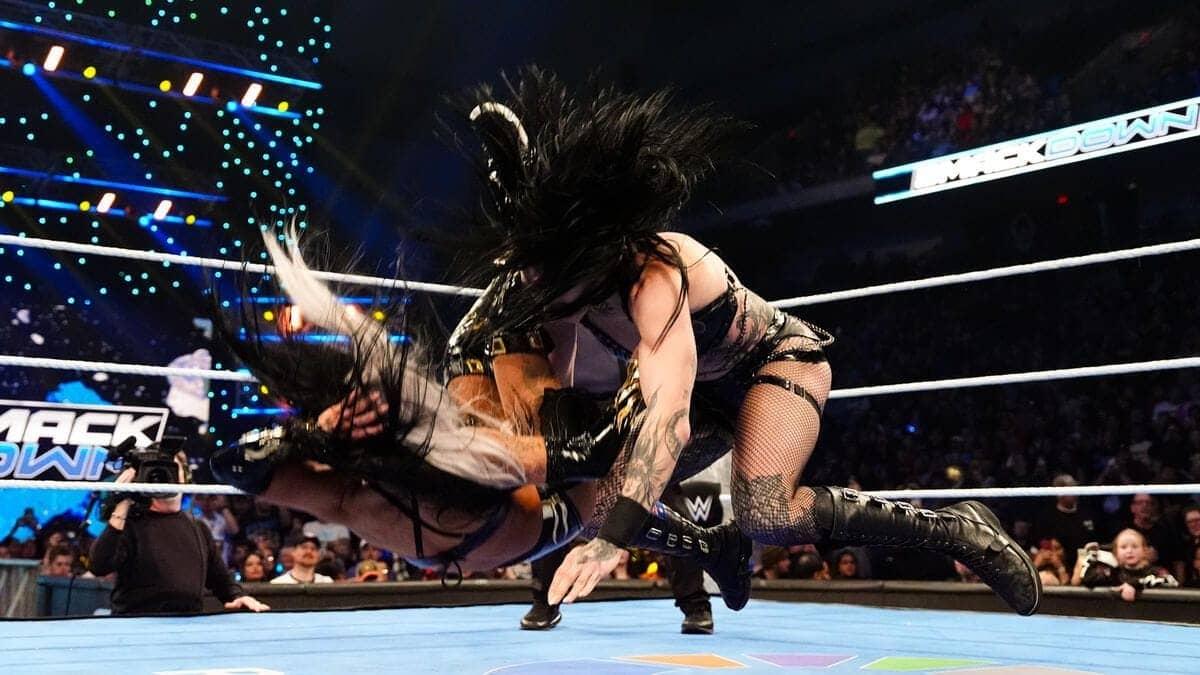 SmackDown par blackout: Ripley aur Zelina ka khaufnaak drama