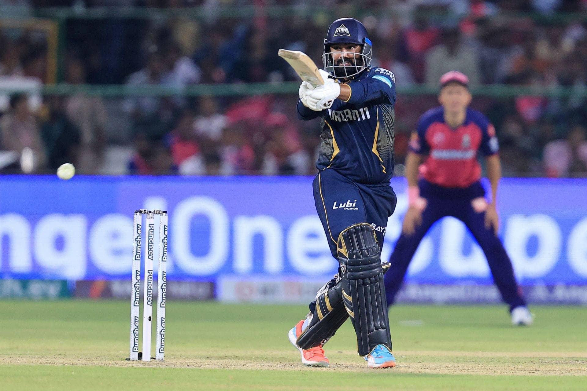 Bangar Questions Tewatia's Role as Gujarat Titans Eye Auction