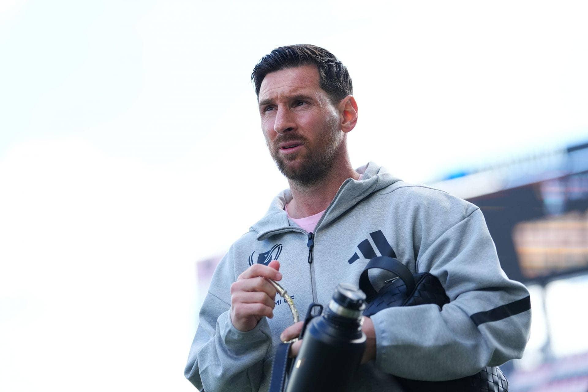 Messi's 2025 Best Player Votes: Dembele, Mbappe, Yamal Shine!