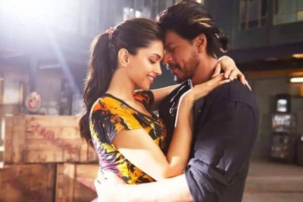 Shah Rukh-Deepika Ka Kissing Video Sirf AI Ka Chakkar Hai
