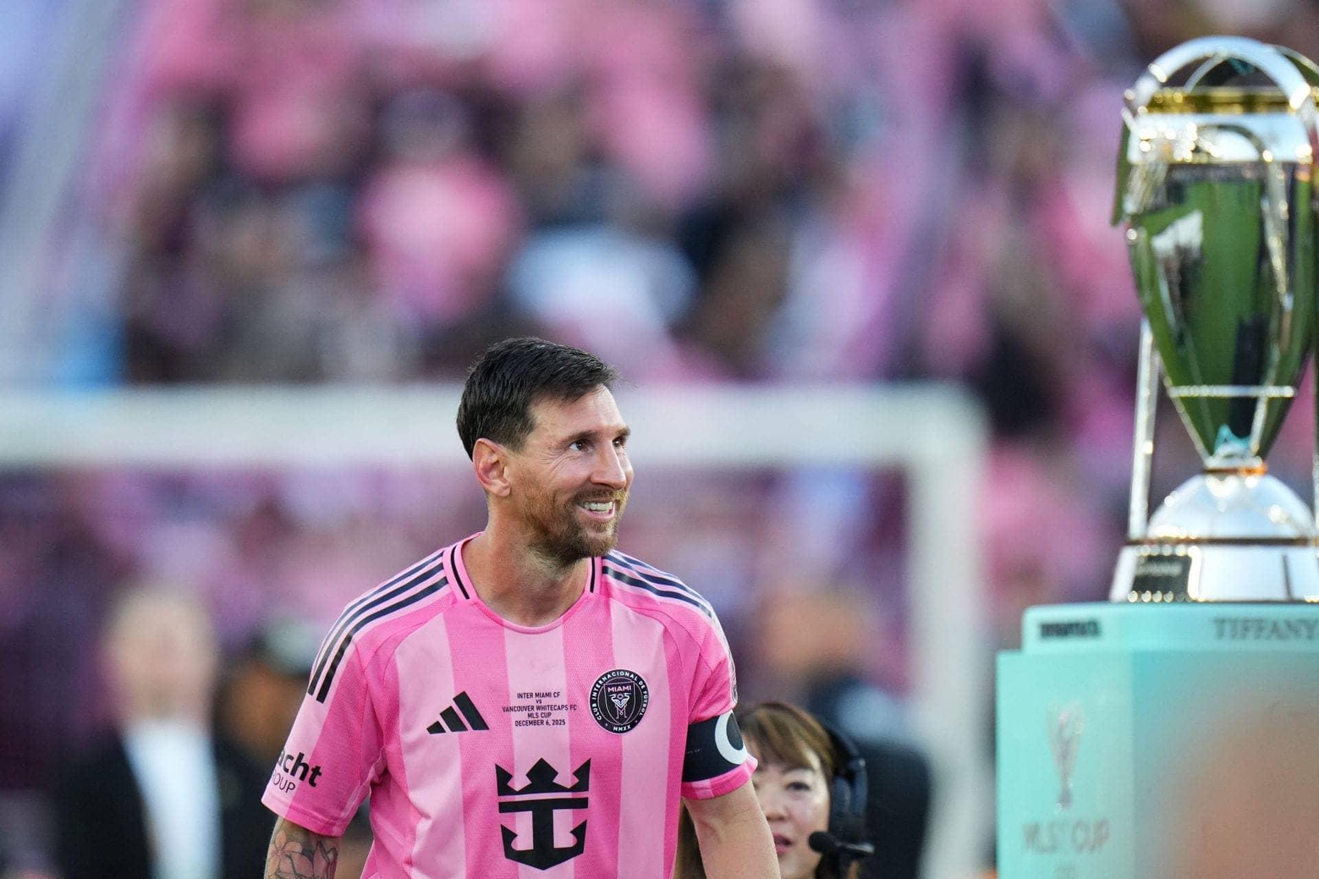 Messi's Cool Factor: Not Here for Gossip, Just Glory!