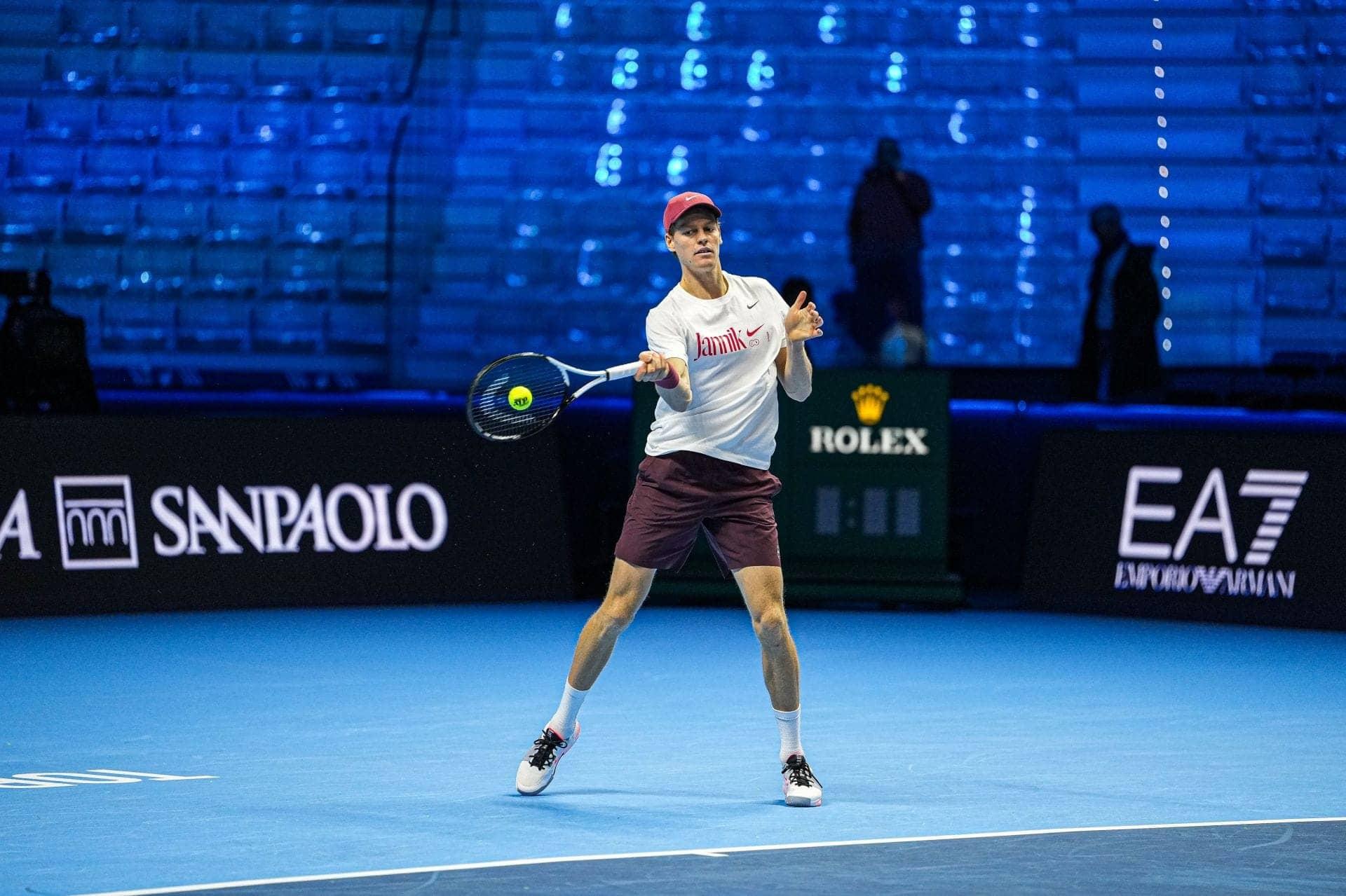 Jannik Sinner ki Dubai training: Shirtless aur 2026 ke liye ready!
