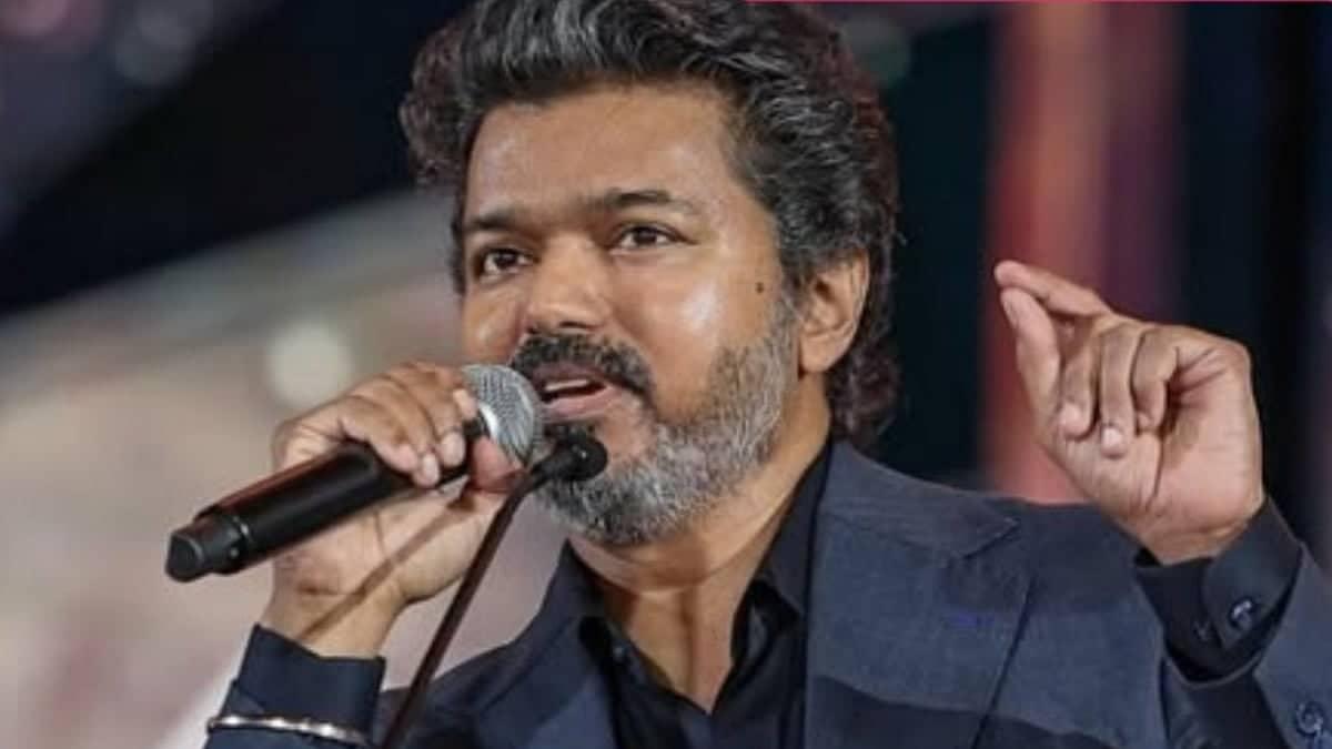 Thalapathy Vijay Ne Acting Ko Kaha Bye-Bye, Politics Mein Entry!