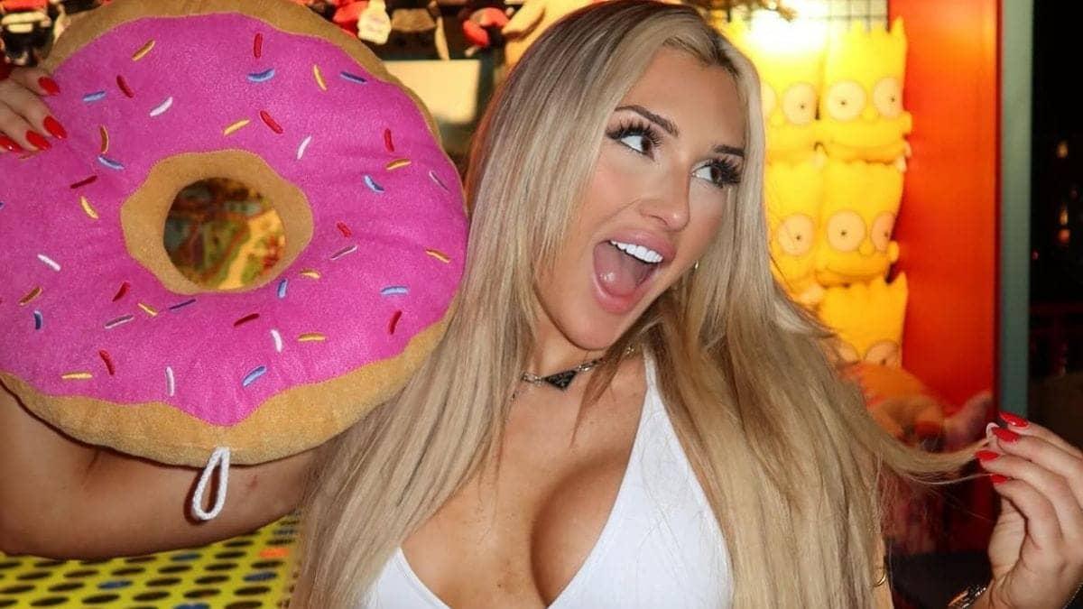 Tiffany Stratton Spotted With Rival Before Royal Rumble Showdown