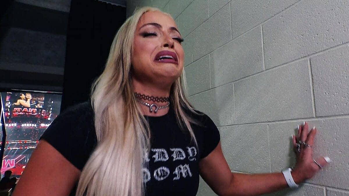 Liv Morgan ki police se hui selfie, sab kuch badal gaya!