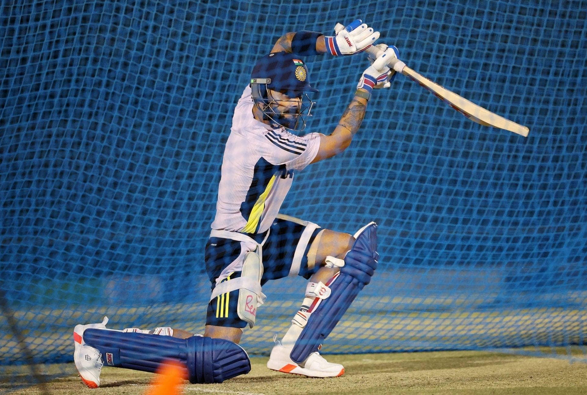 Kohli ka zabardast shot, ODI se pehle sabko chhakka!