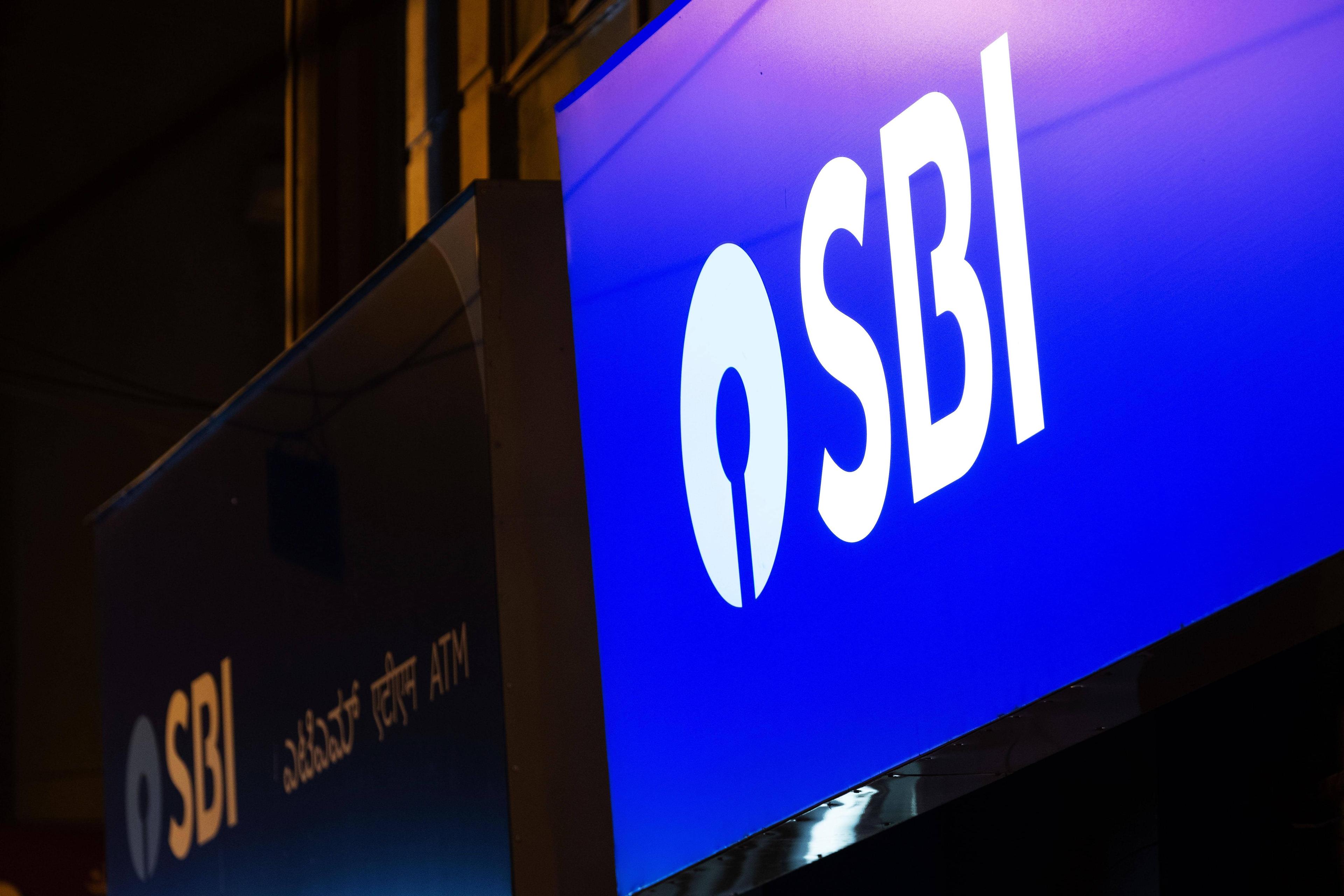 SBI ne ATM charges badhaye: Customers ko kya dhyan rakhna hai?