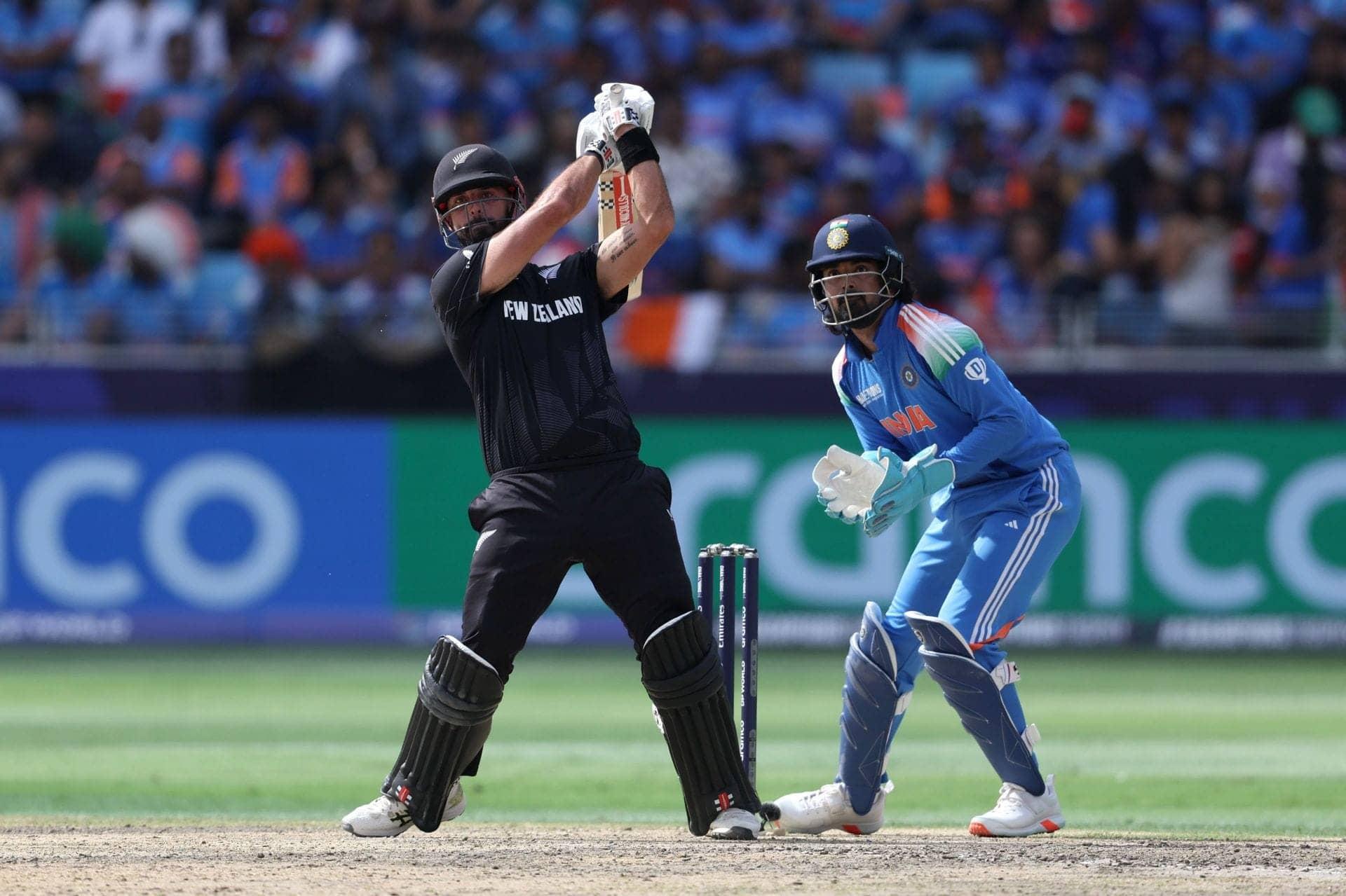 Daryl Mitchell ki century, PAN-Aadhaar ka scene hai bhai!