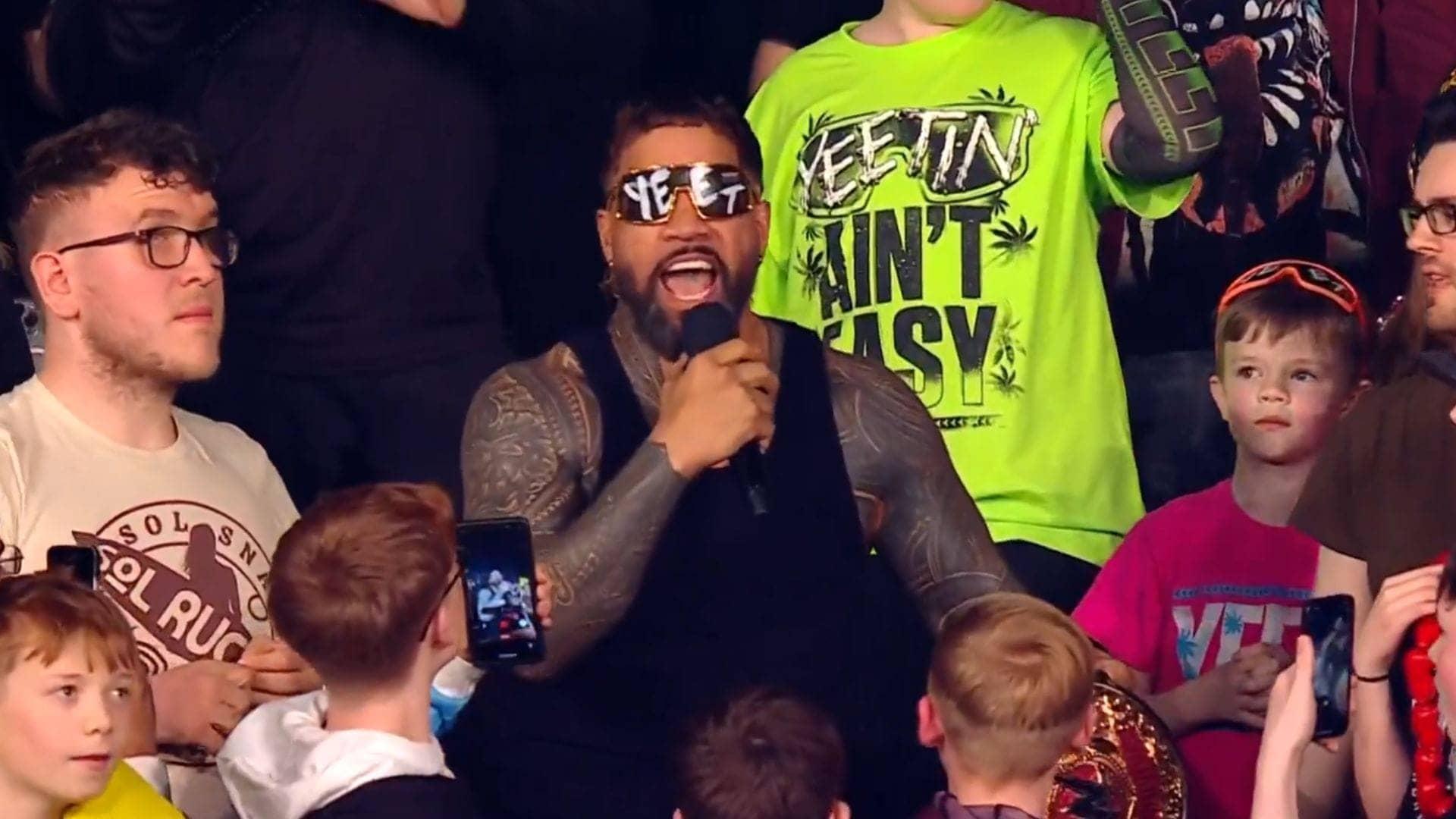 Jey Uso Crashes Dublin with Royal Rumble Announcement!