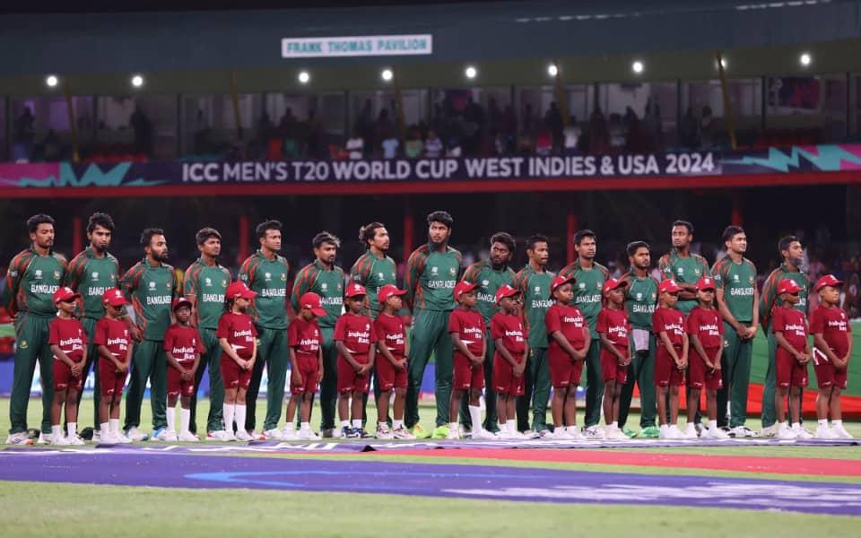 Bangladesh Cricketers Gather for T20 World Cup Chat!