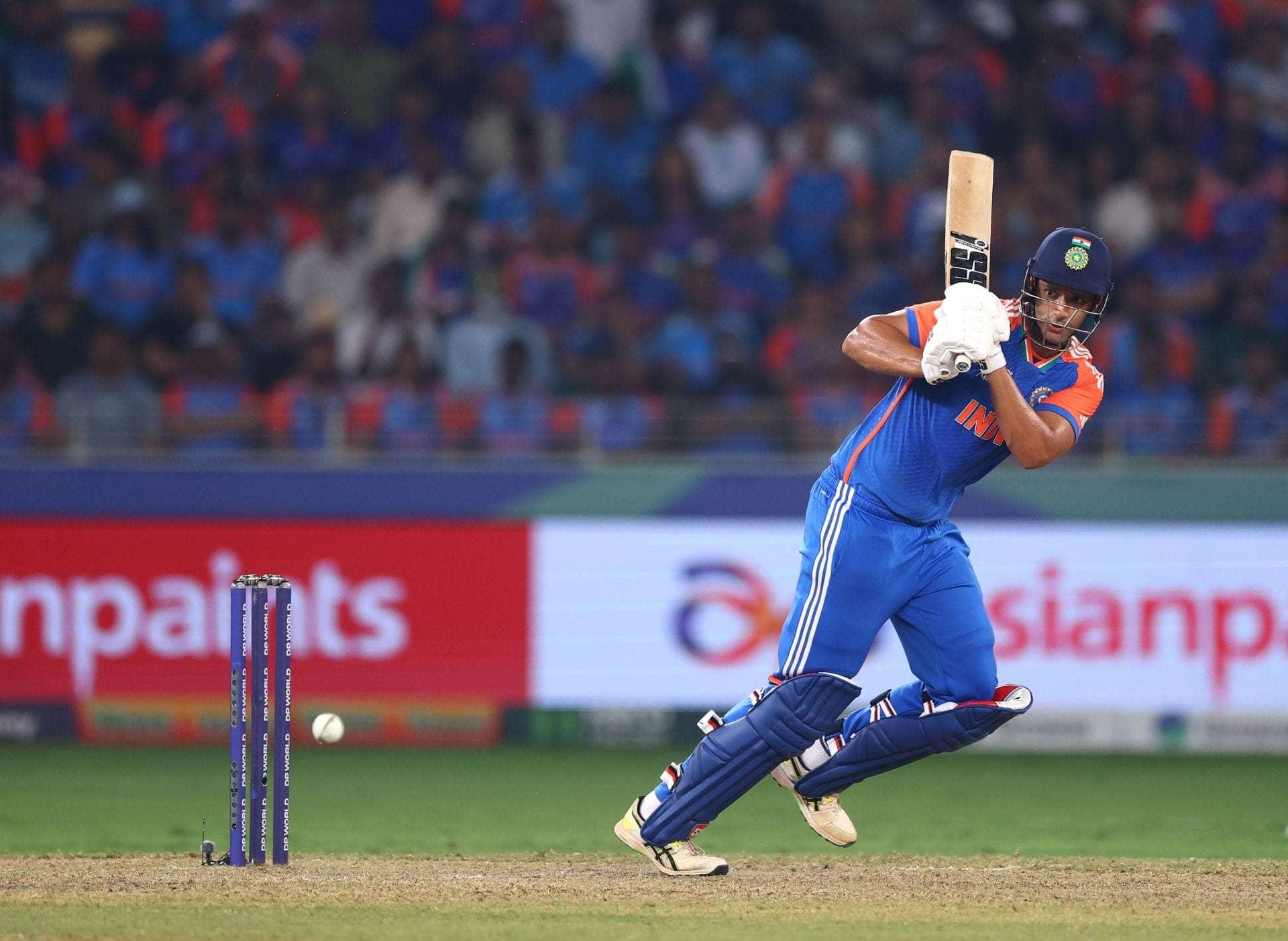 Shivam Dube crushes Ish Sodhi with a 100-meter six!