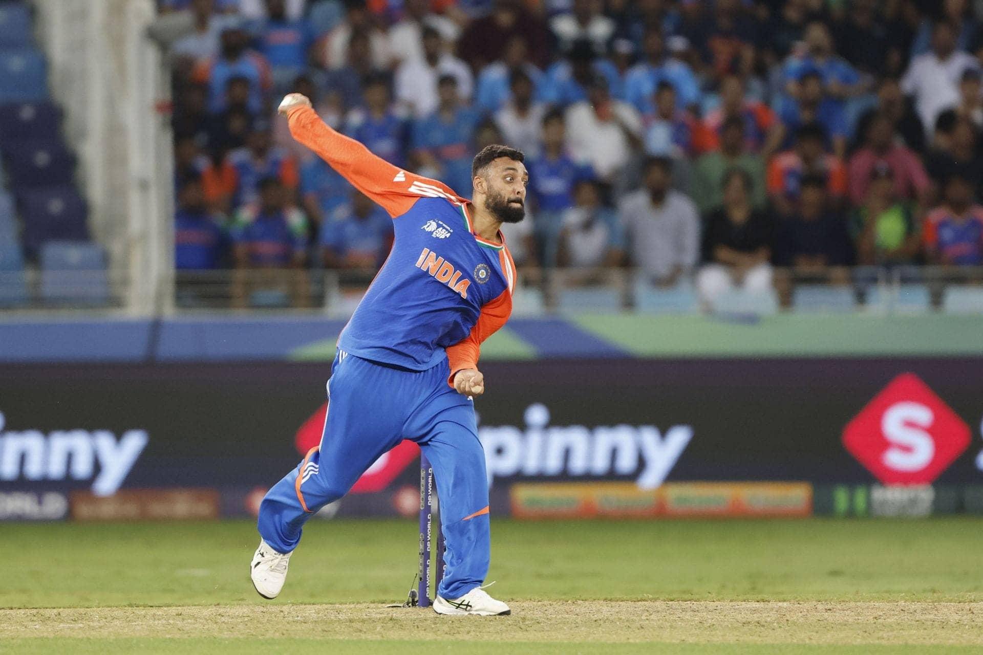 Varun Chakaravarthy Takes a Chill Pill in IND vs NZ 3rd T20I