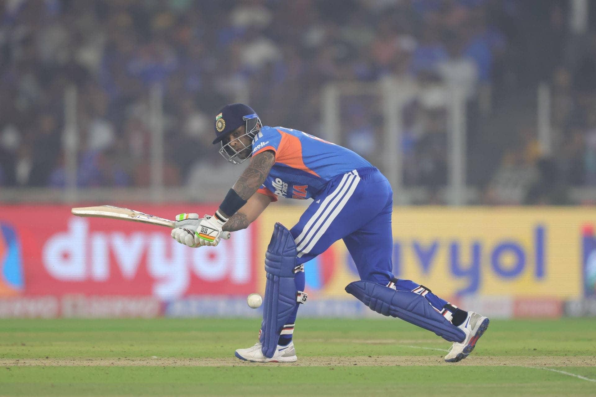 Jacob Duffy's stunning return catch sends Suryakumar Yadav on his way back for 8 in IND vs NZ 2026 4th T20I [Watch]