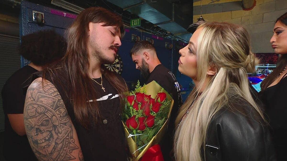 Dominik ka trust gaya, Liv aur Raquel ki photo se gussa!