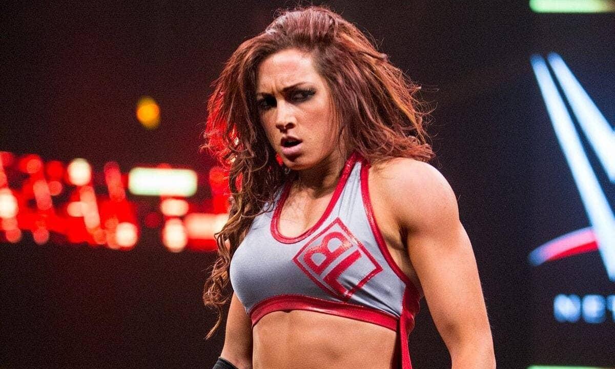 Becky Lynch and Seth Rollins: Love Story with a Twist!