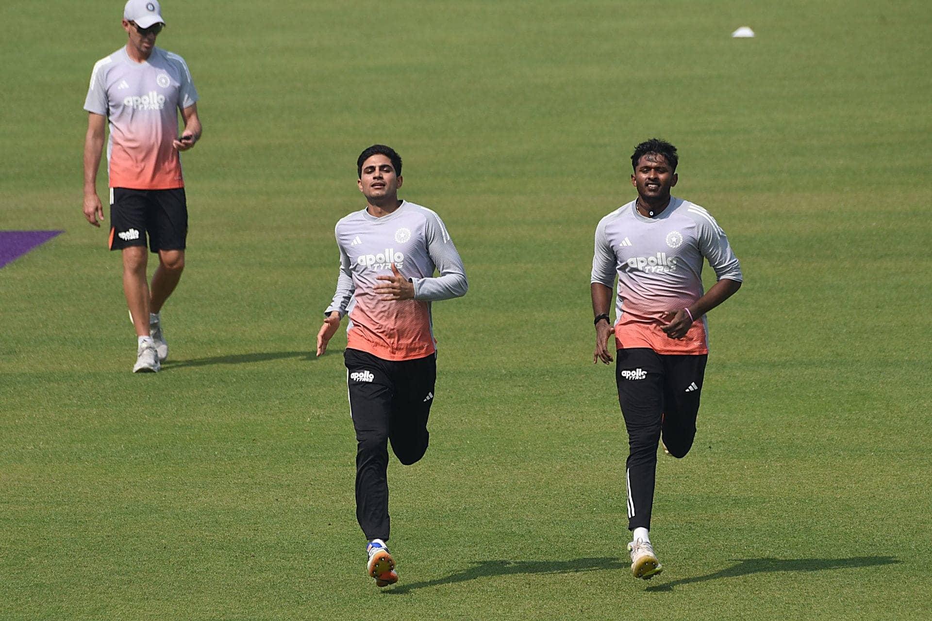 Sai Sudharsan injury bhool gully cricket ka maza le rahe hain!