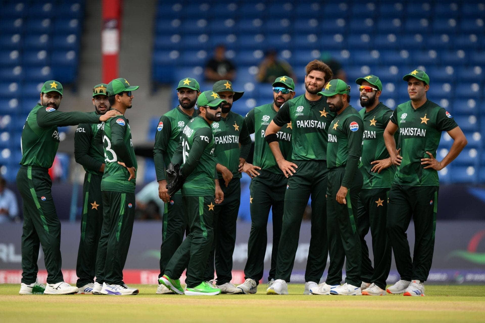 Kapil Dev's fiery warning: Pakistan's boycott could backfire!