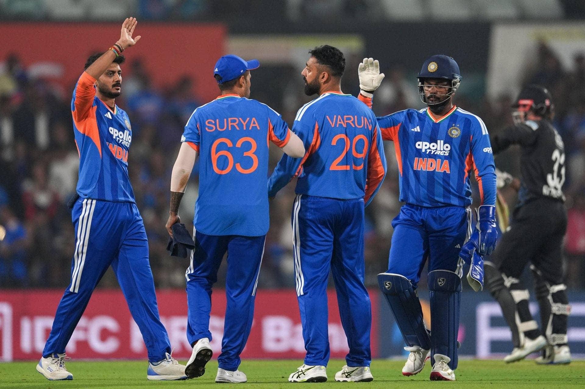 Aakash Chopra ne Varun ko Arshdeep pe chuna, T20 World Cup ki baat hai!