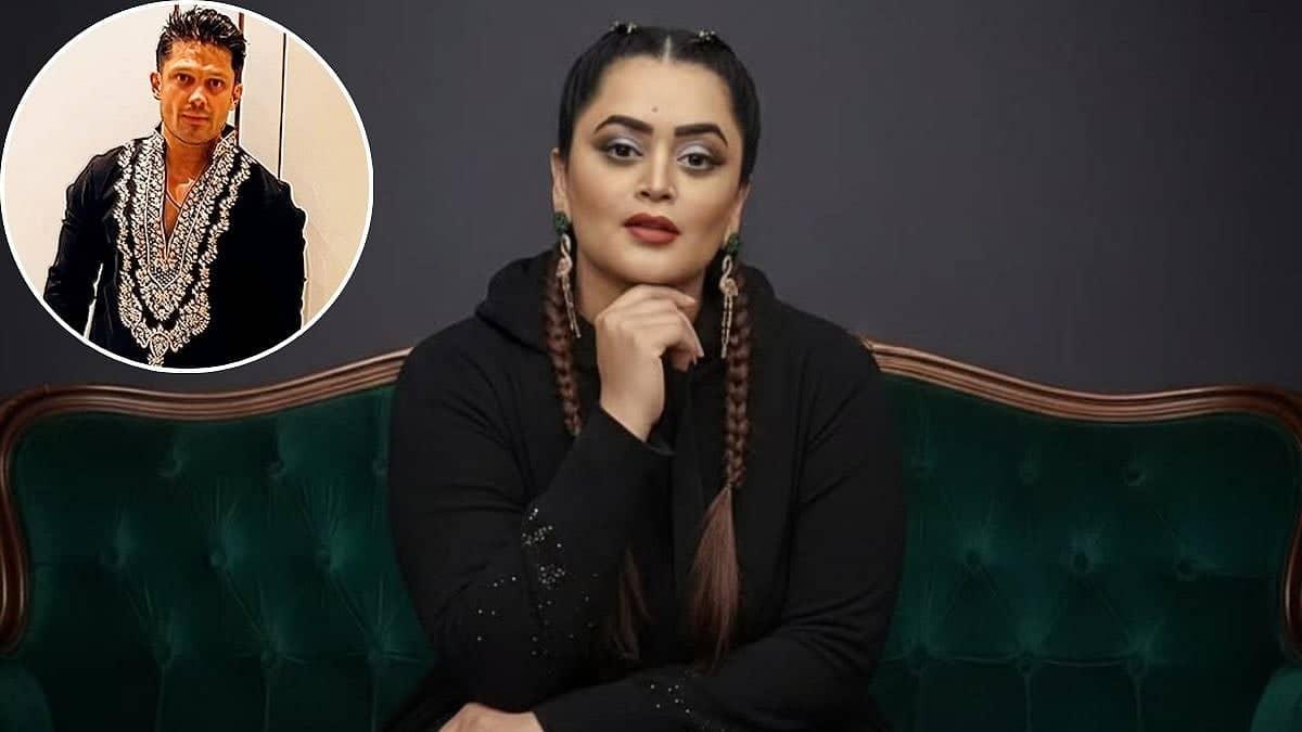 Bebika Ka Jawab: 'Parlour Wali Aunty' Se Na Khaafi!