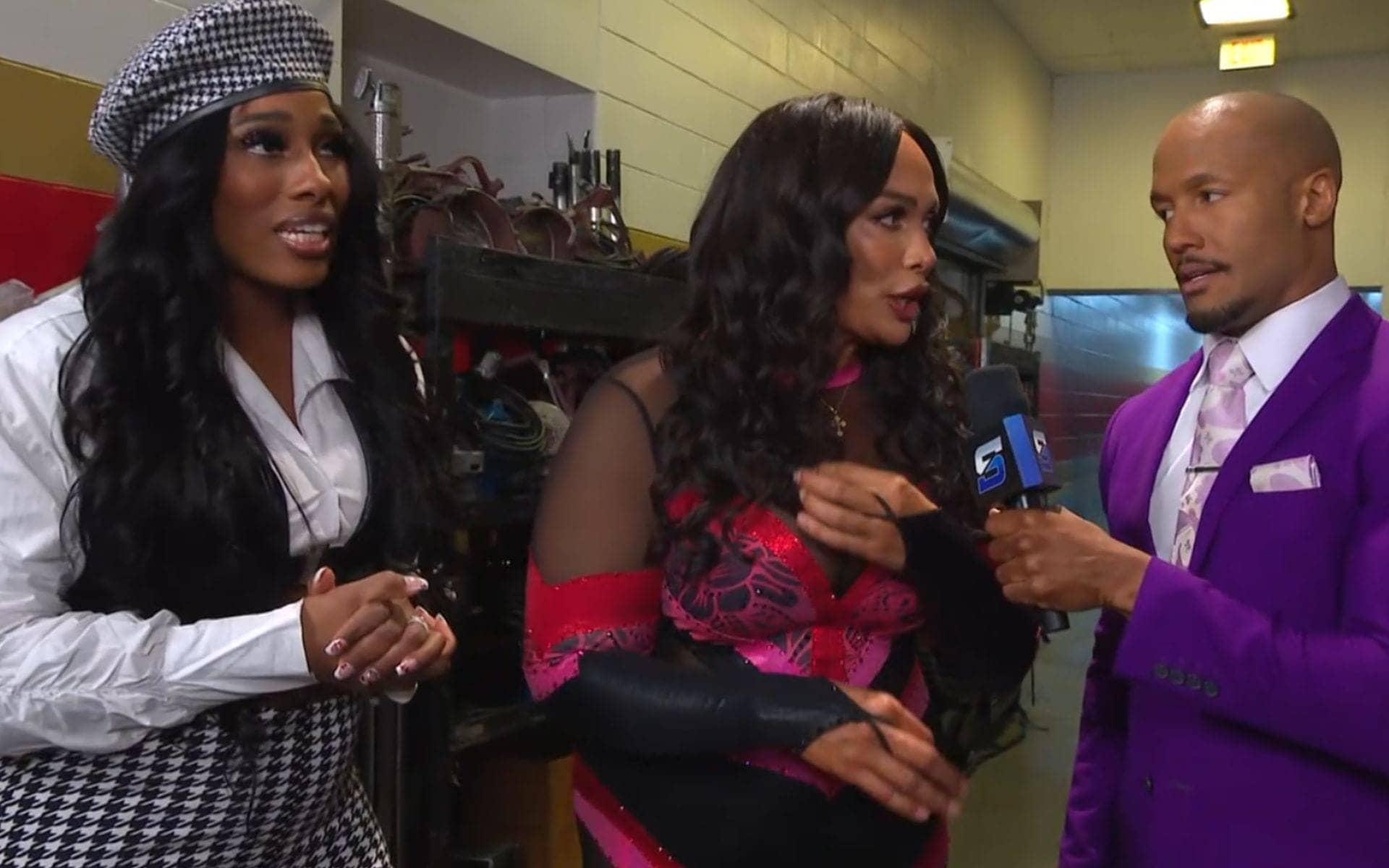 Nia Jax aur Lash Legend ka tag team naam hai Irresistible Forces