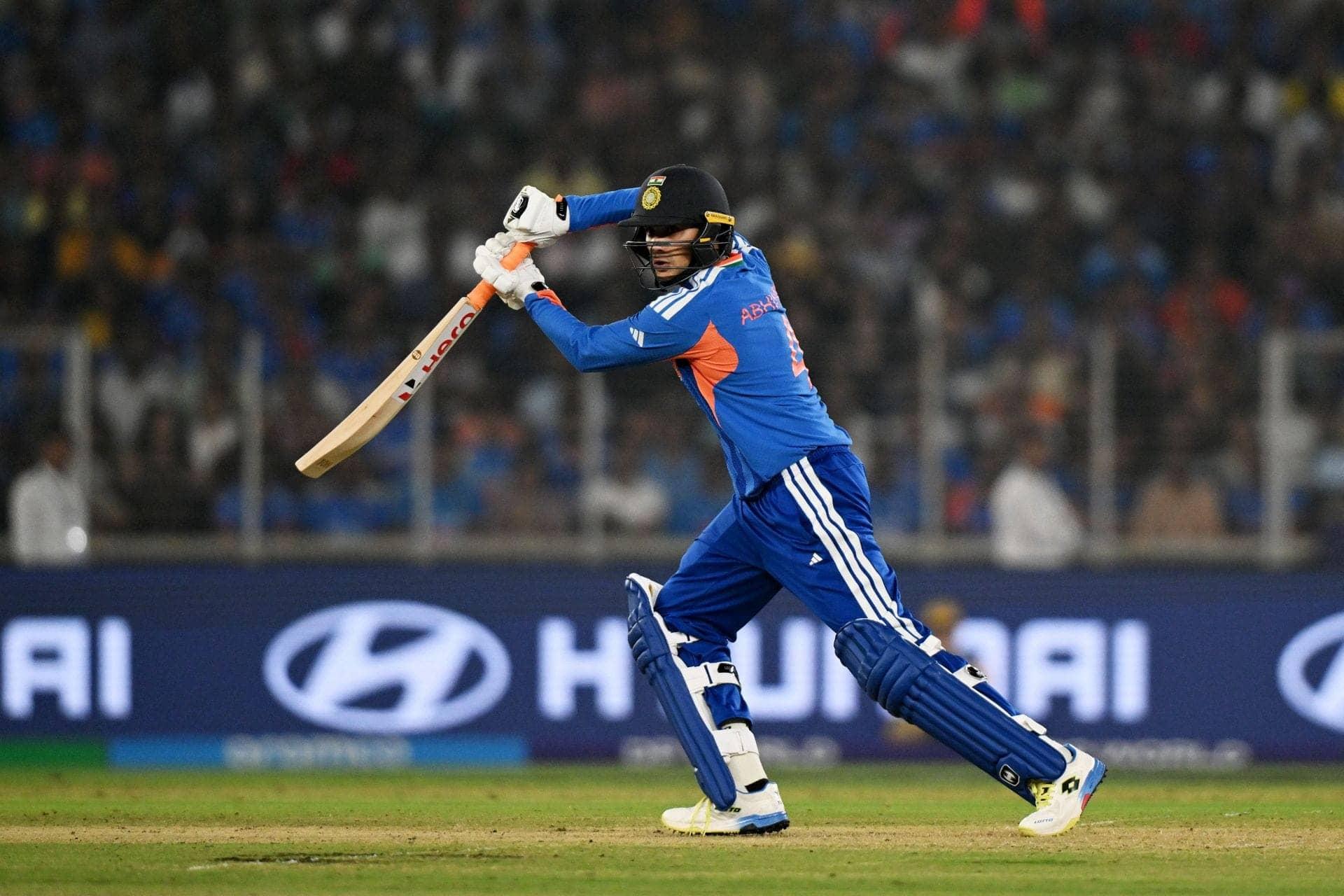 Faf’s Smooth Tips for Abhishek Before Epic Clash with ZIM