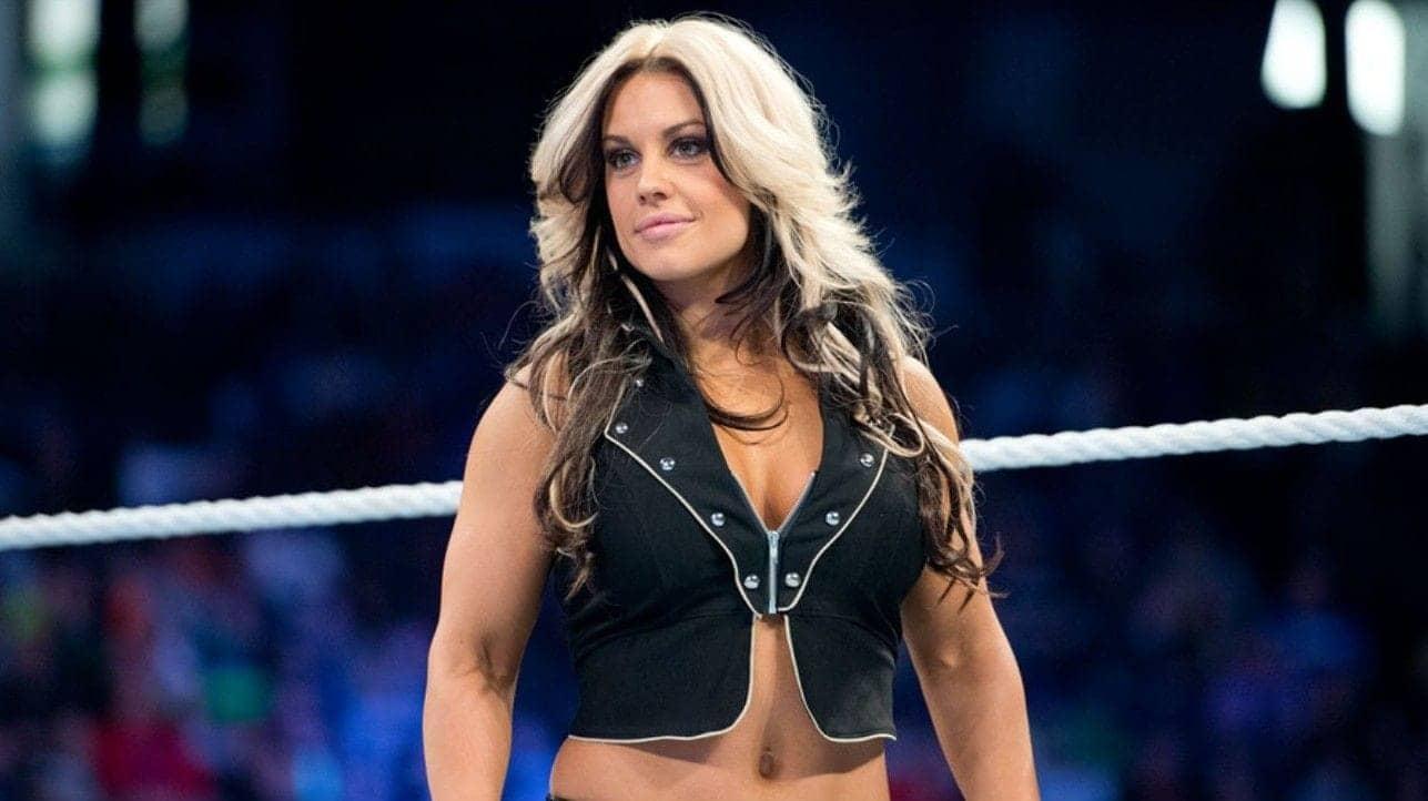 Kaitlyn's iCloud Drama: Photos Leaked, Heart Broken!