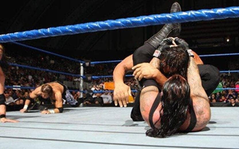 WWE Fans Send Support to The Great Khali After Viral Video