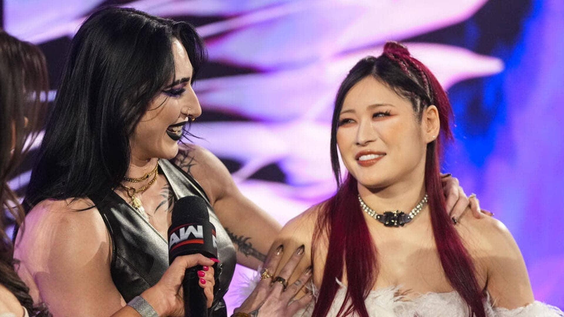 IYO SKY's electrifying showdown with Asuka at WrestleMania!