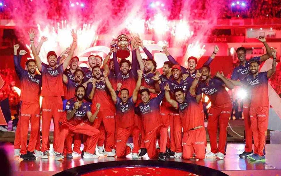 IPL Showdown Set to Ignite M. Chinnaswamy Stadium, Fans!