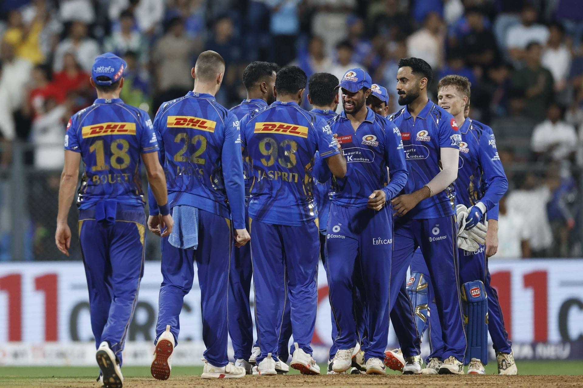 Ashwin Hails Bumrah's Wizardry, Offers Blank Cheque for IPL 2026
