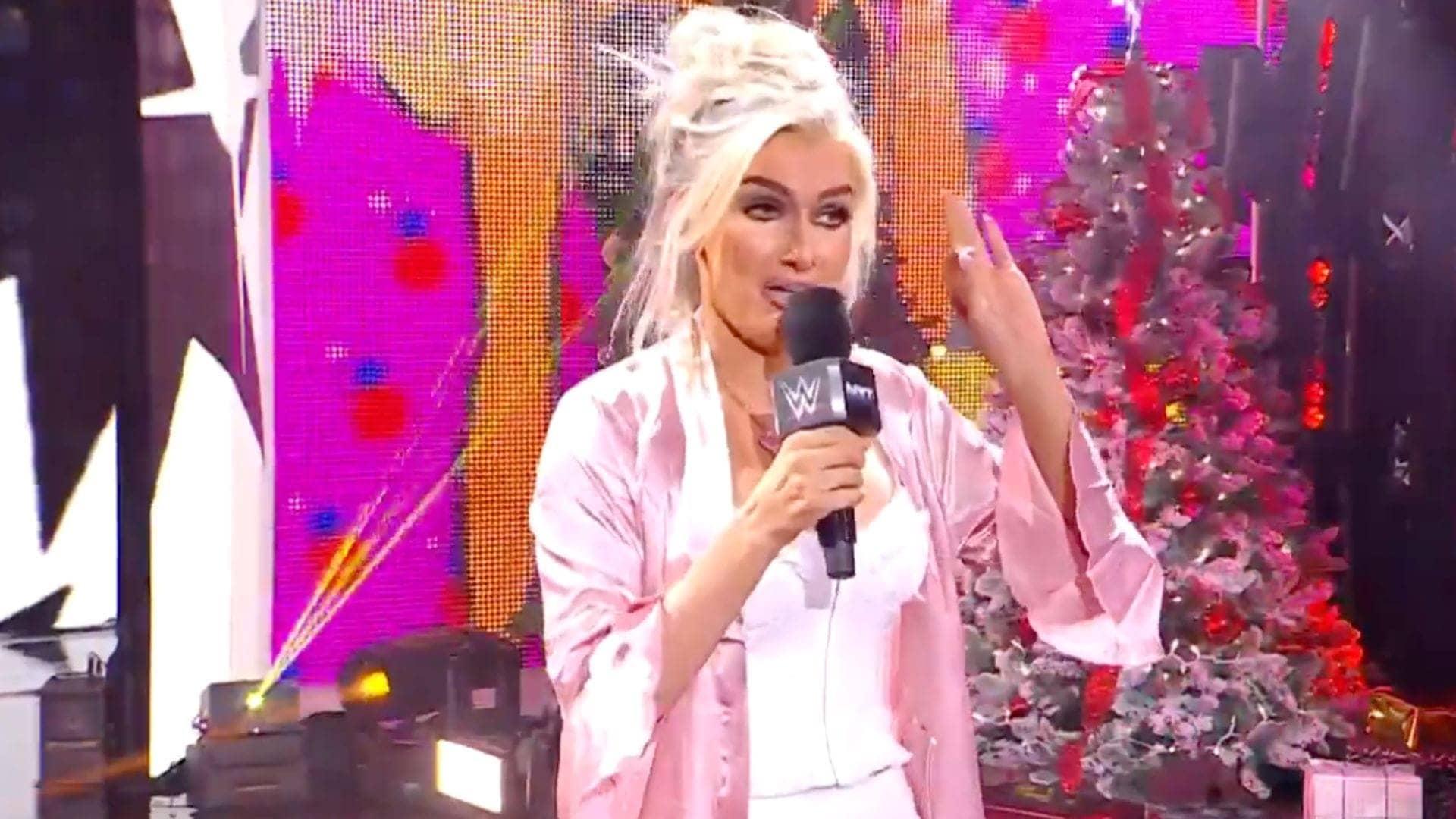 WWE NXT: Blake Monroe par teen superstar ka flirty attack!