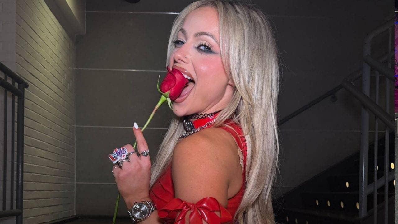 Lana's Viral Pic Shakes Up Social Media, Liv's WrestleMania Clash