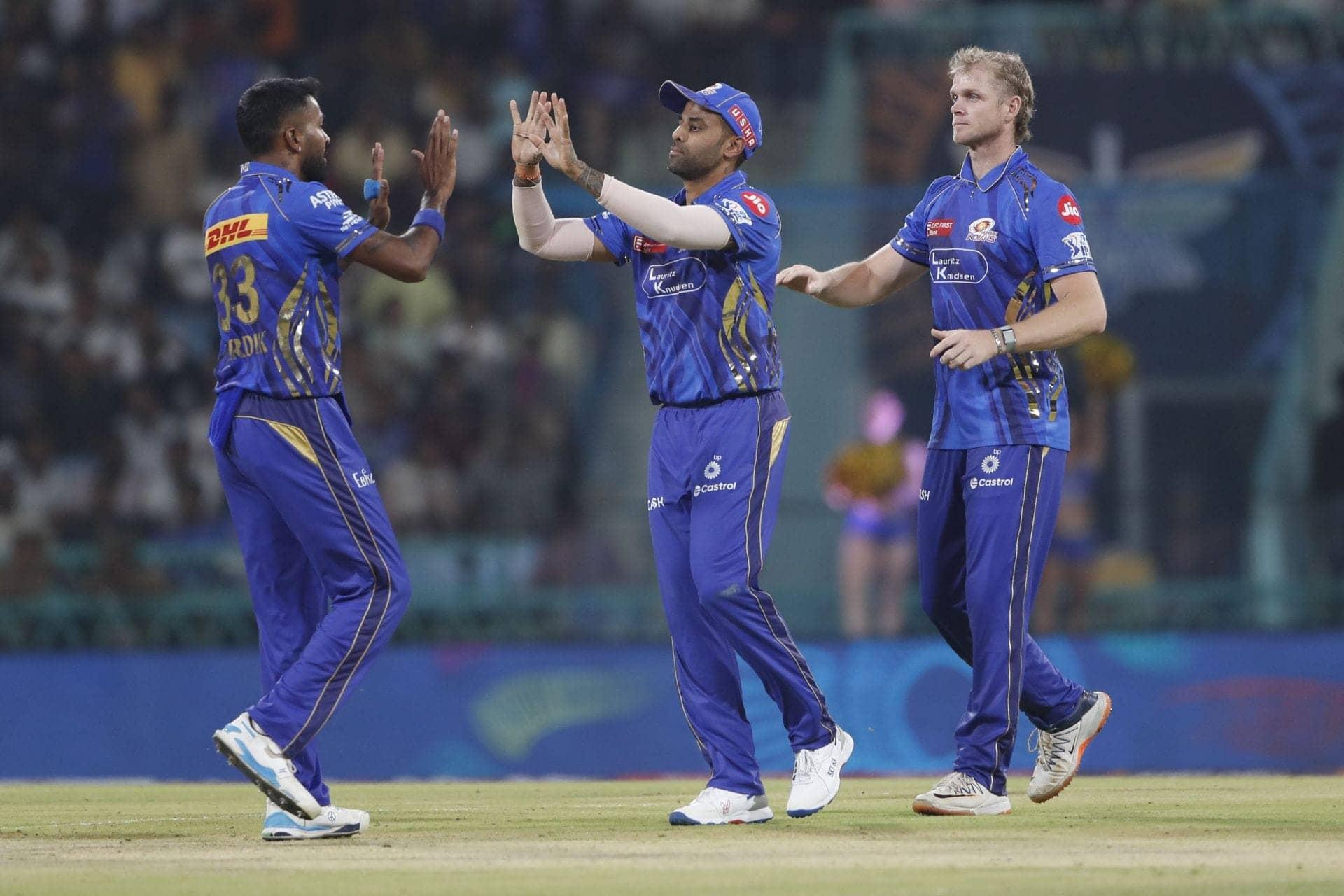 IPL 2026: RR vs MI mein wickets lene wale teen bowlers