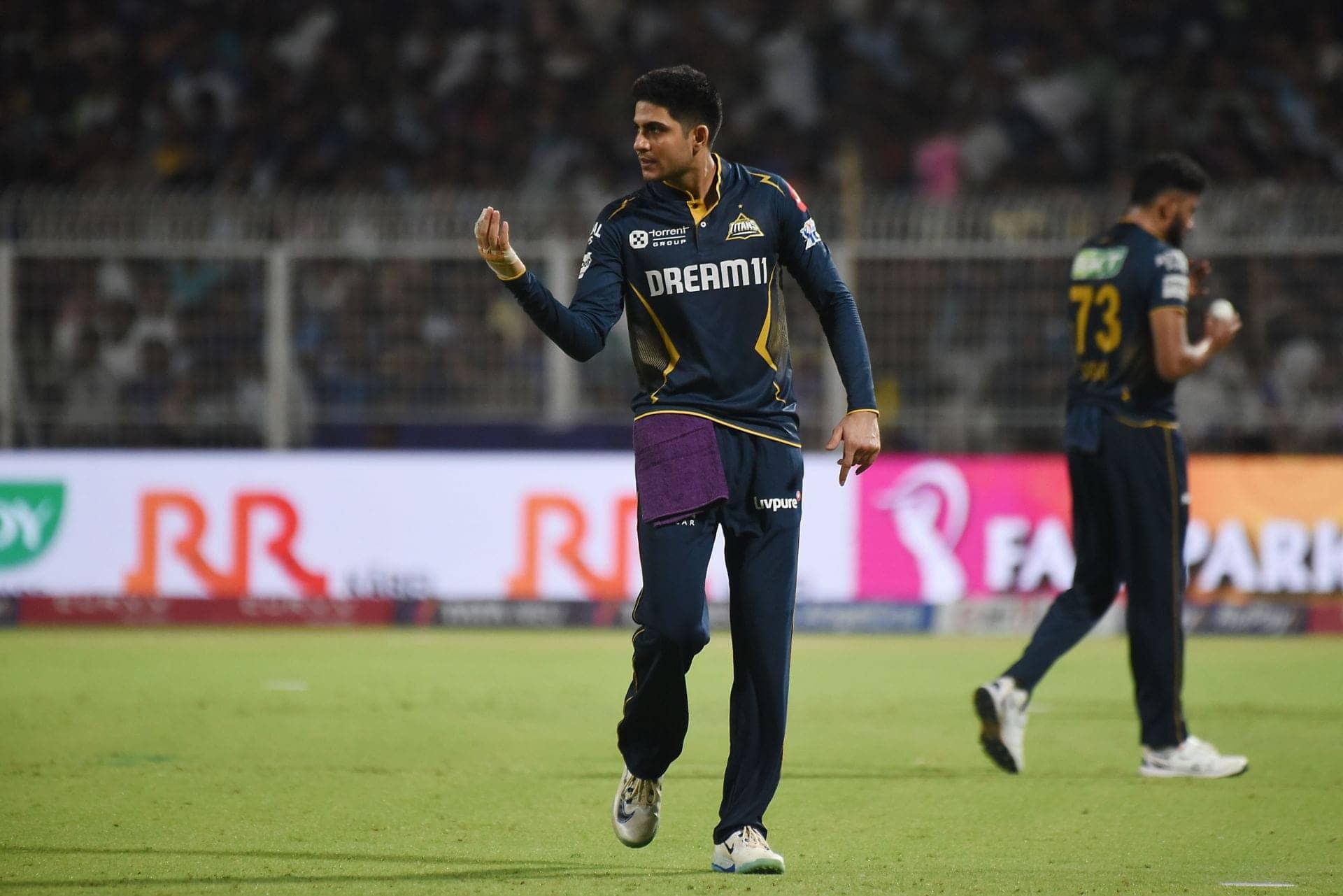 Irfan Pathan schools Shubman Gill on powerplay moves, g
