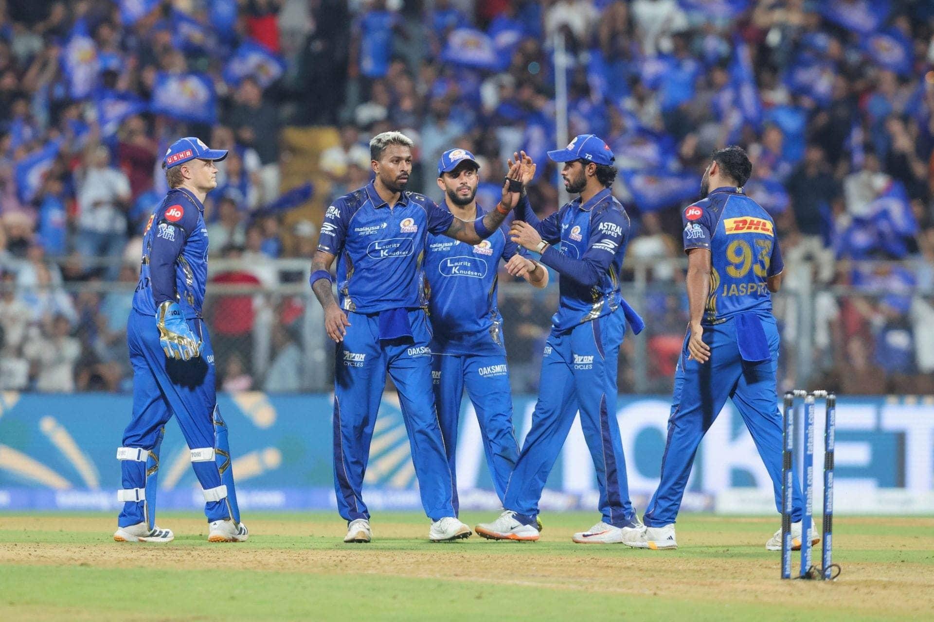 Aakash Chopra: MI's Bowling Disaster, Markande is Done!