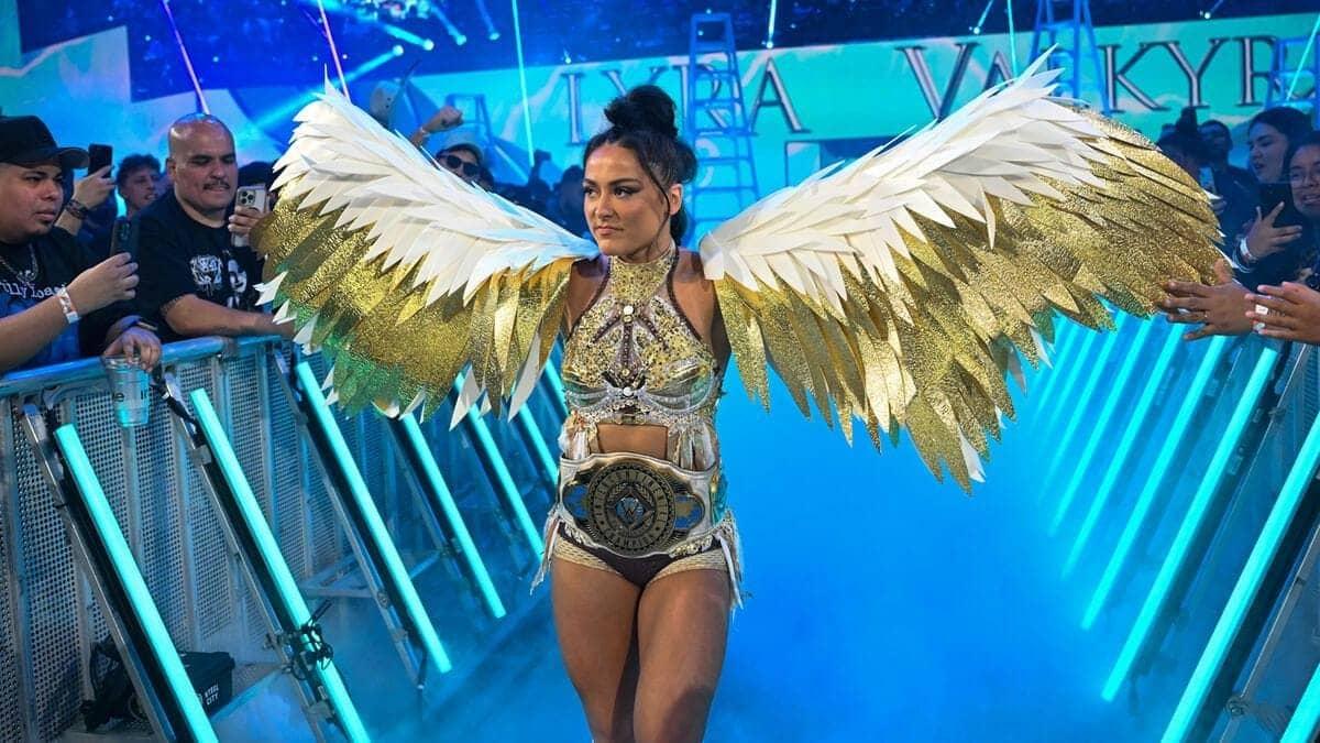 Lyra Valkyria drops the mic on Becky Lynch, no more chatter
