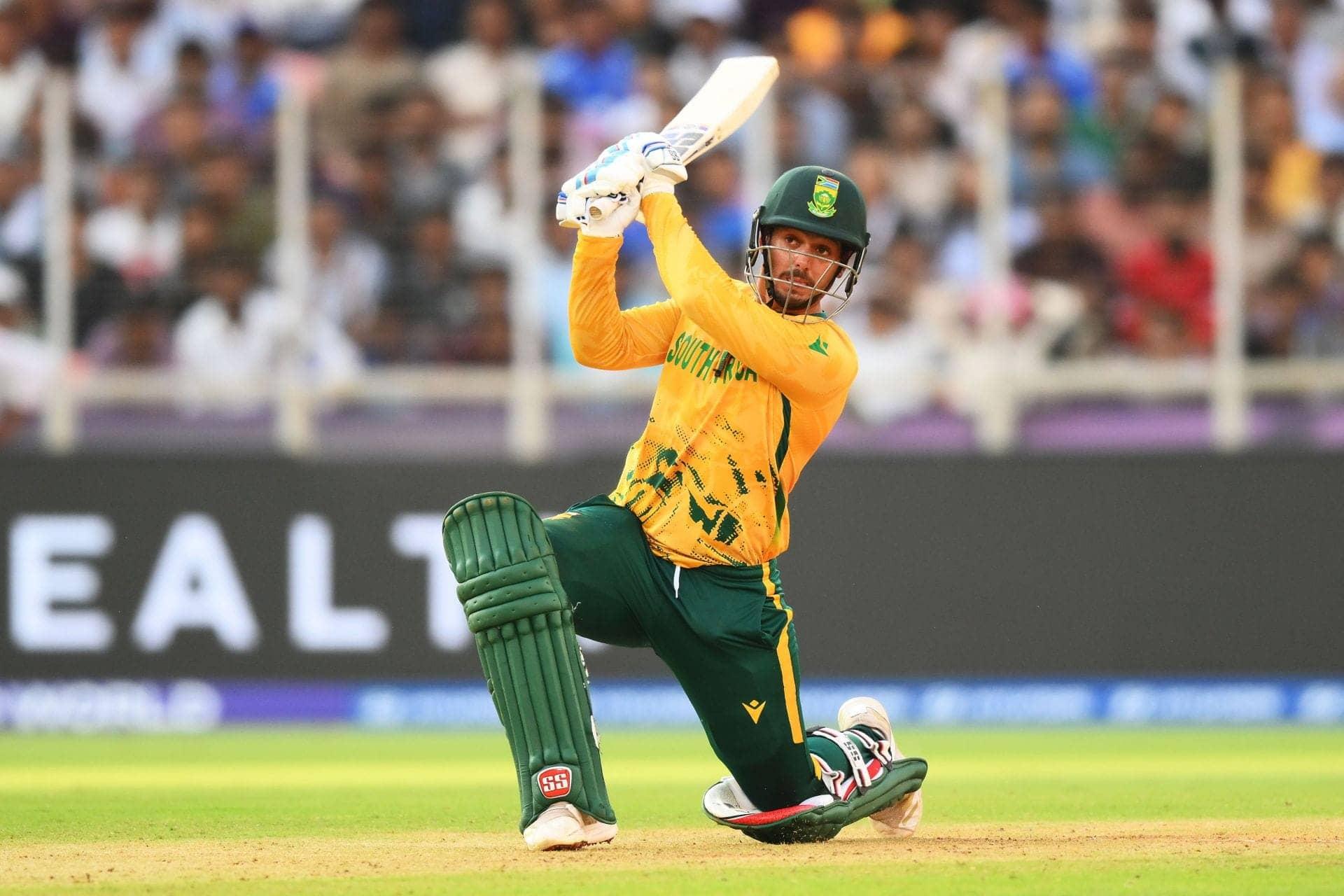 Quinton de Kock Unleashes Six Spell in MI vs PBKS Clash