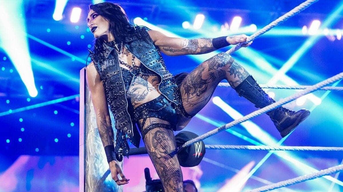5 Explosive Endings for WWE SmackDown Before Mania 42