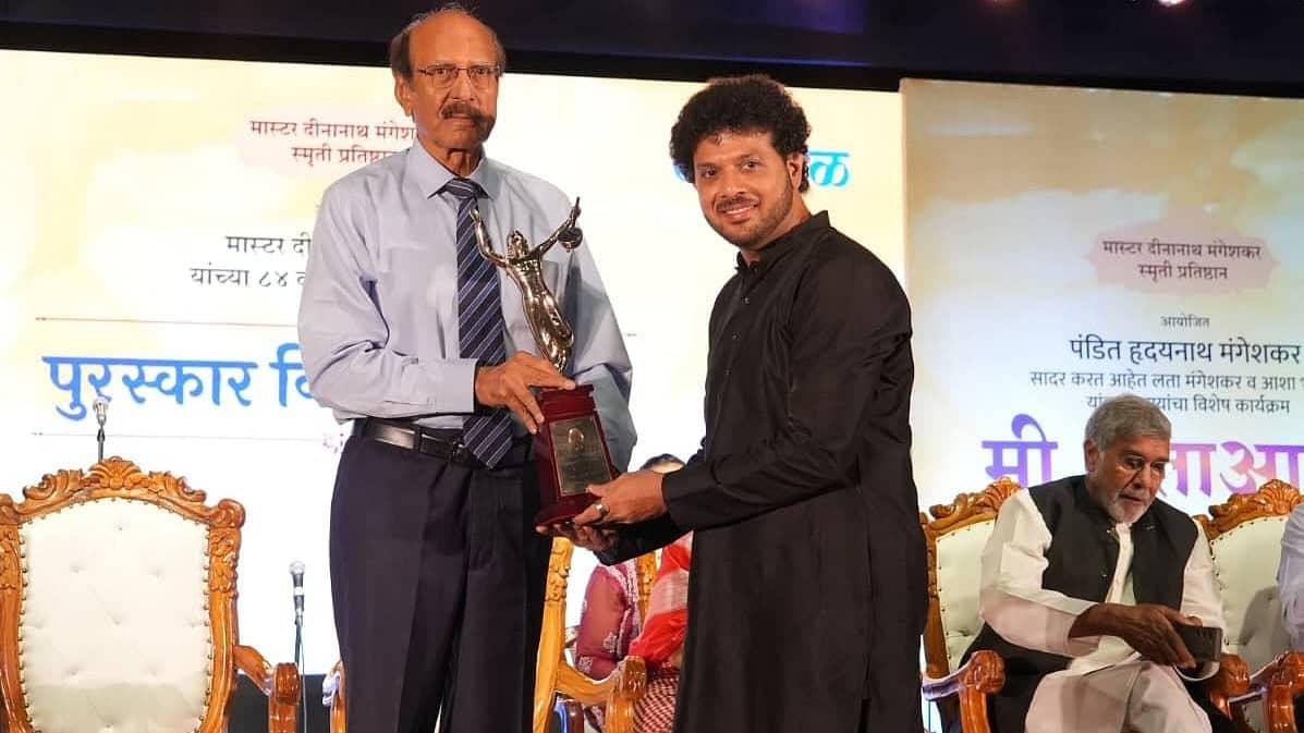 Mahesh Kale Hits the Jackpot with Lata Deenanath Award