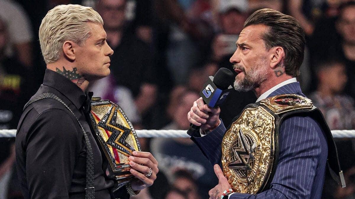 CM Punk Ki Merchandise Mein Dhamaka, Roman Ka Taaj Chhuta