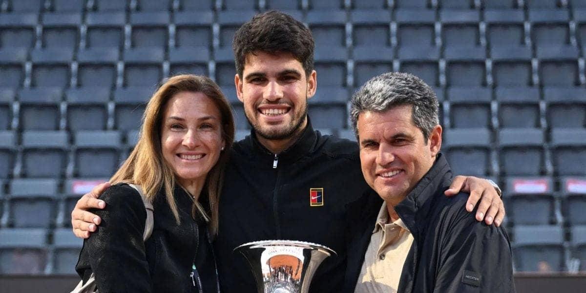 Carlos Alcaraz's Birthday Bash: Cake, Cast, and Family Love!