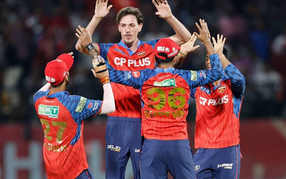 Punjab Kings vs RCB: Kings ki Superhero XI ka jadoo!