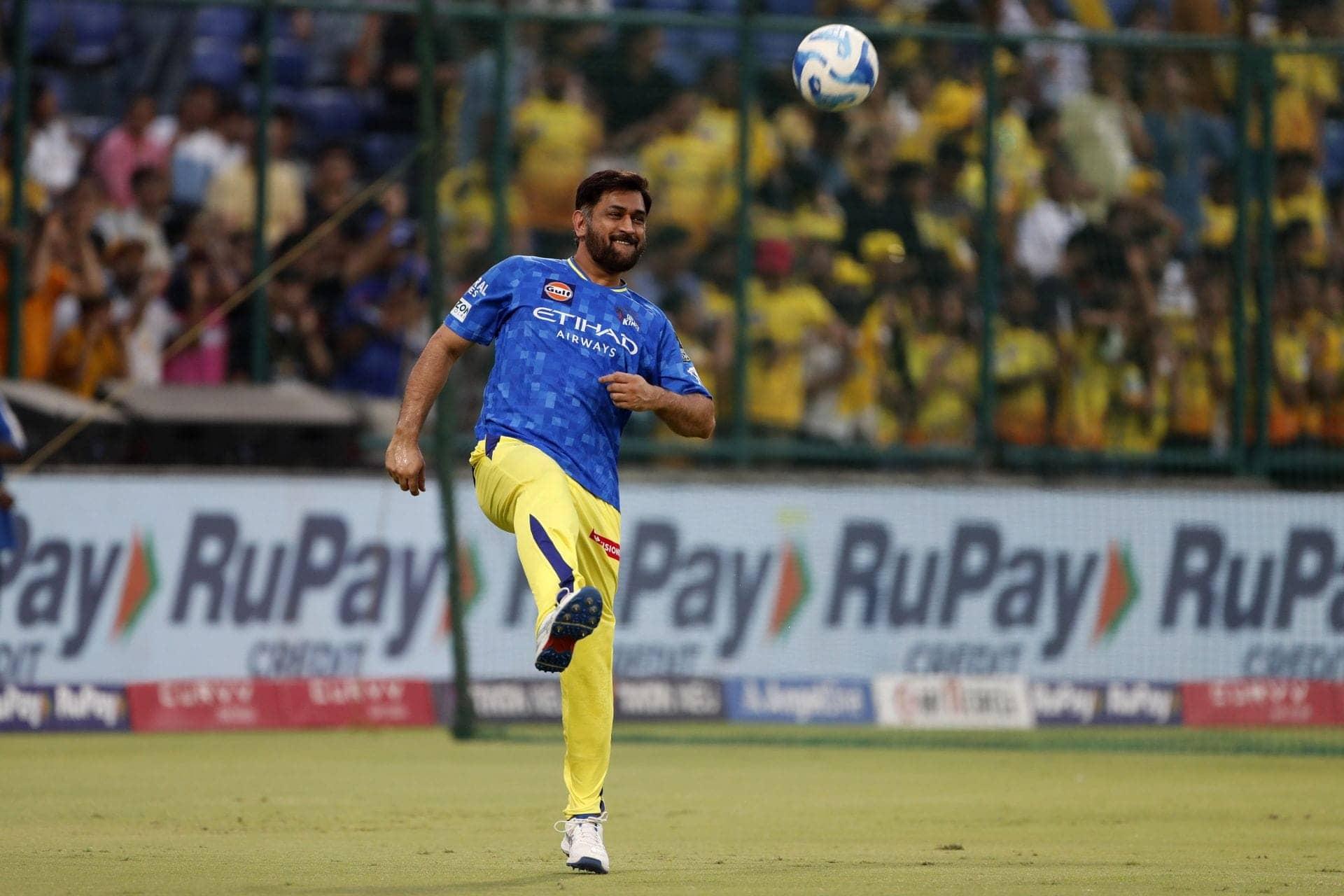 Vaughan Questions Dhoni's Epic Comeback for CSK vs SRH